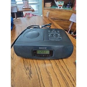 Sony ICF-CD820 AM/FM Stereo Dual Alarm Clock Radio with CD Player Tested Works